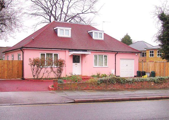 Property photo 1 of 6 Front