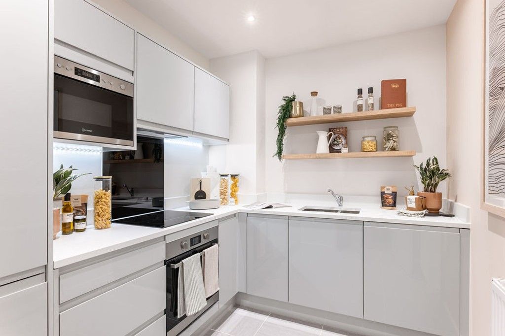Property photo 2 of 8 Fairview New Homes - Zoopla -