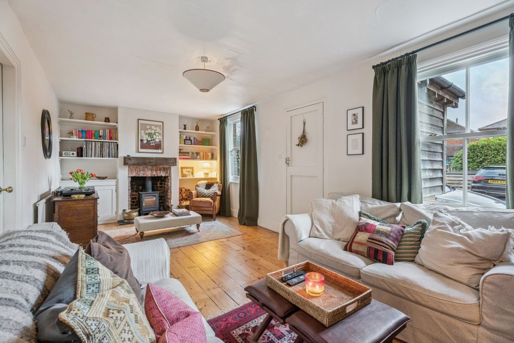 Property photo 2 of 17 Photo 3