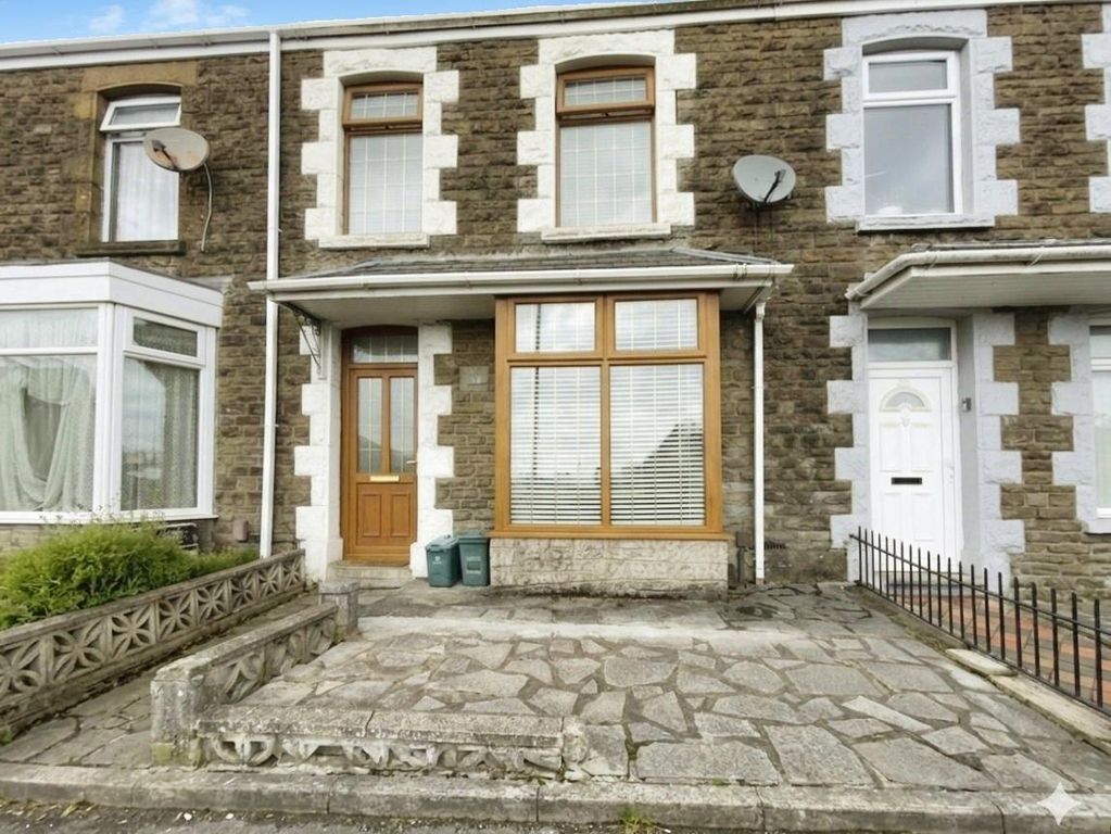 Property photo 1 of 26