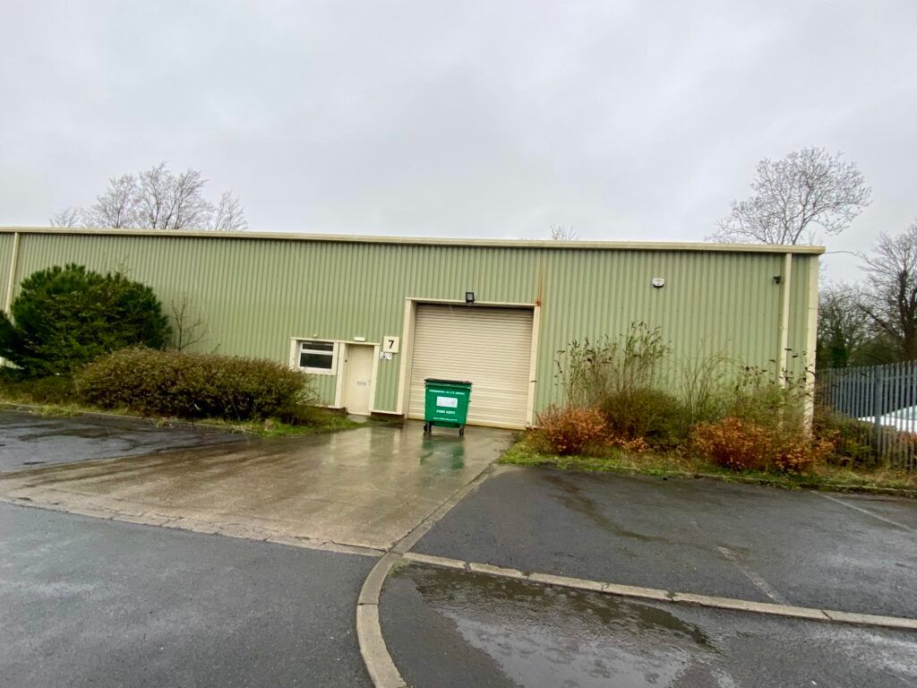 Property photo 1 of 6