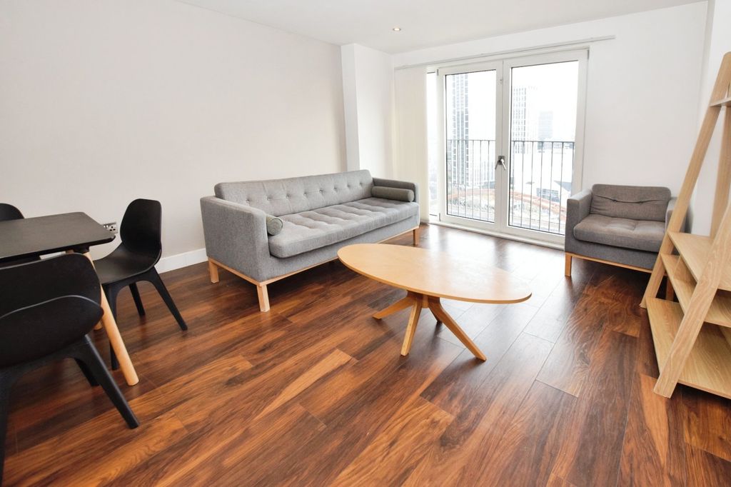 Property photo 2 of 14 Picture No. 10