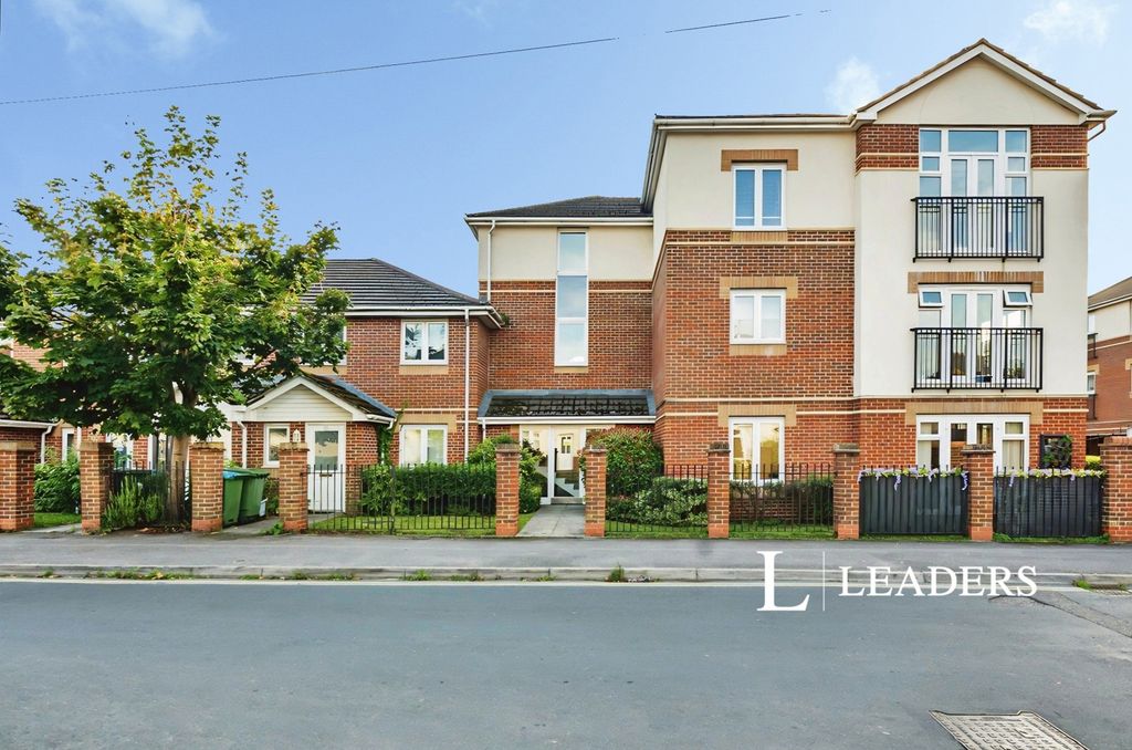 Property photo 1 of 10 Pbox-Img.Jpg