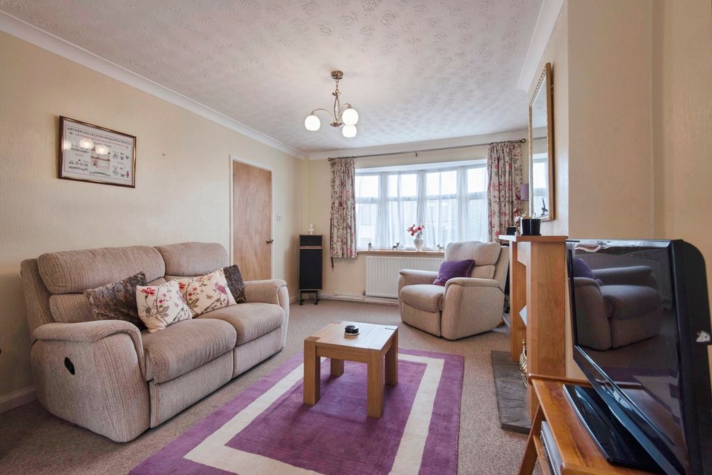 Property photo 3 of 15 Pbox-Img.Jpg