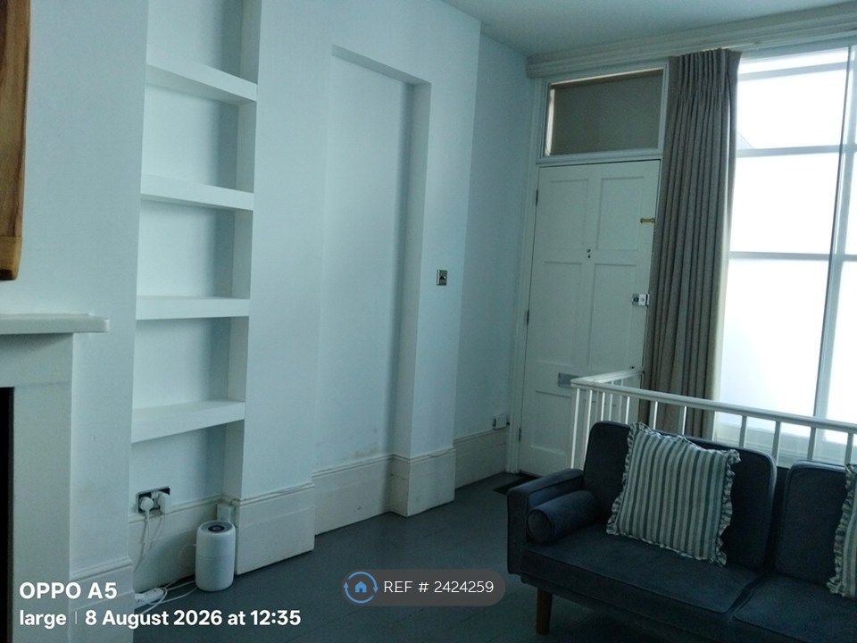 Property photo 3 of 22