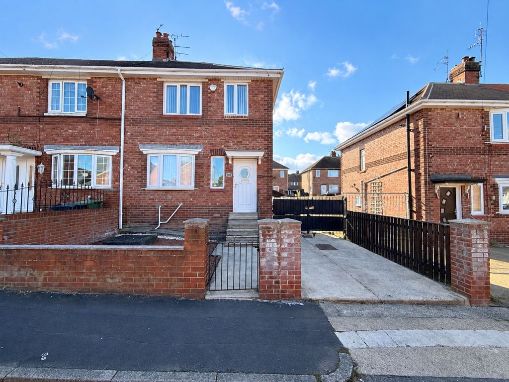 Property photo 1 of 18 F99Dfaaa-9CE0-45Fa-859B-E400De2D6151