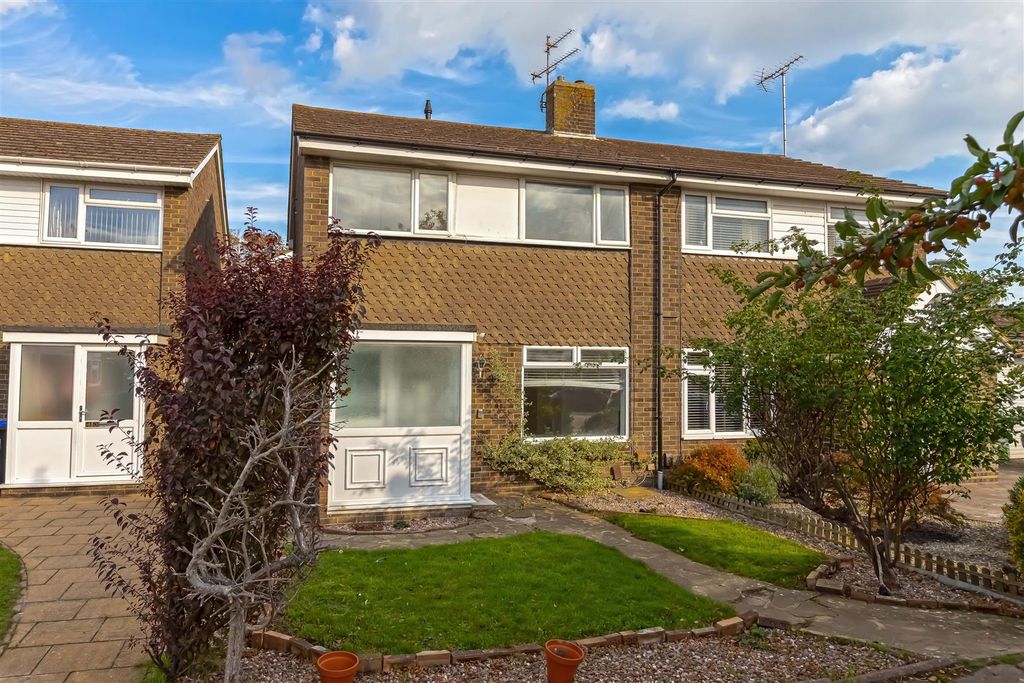 Property photo 1 of 14 Coleridge Crescent_16.Jpg