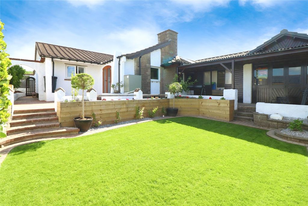 Property photo 2 of 22 Garden