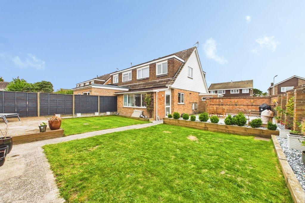 Property photo 1 of 19 Rear Garden