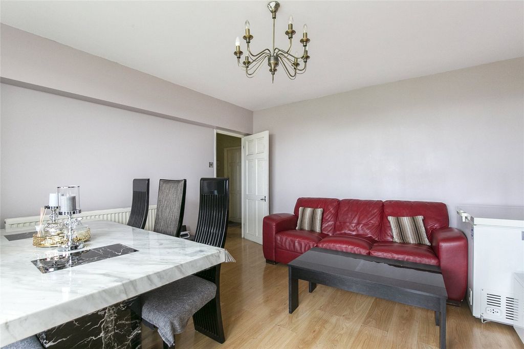 Property photo 2 of 10 Picture No. 02