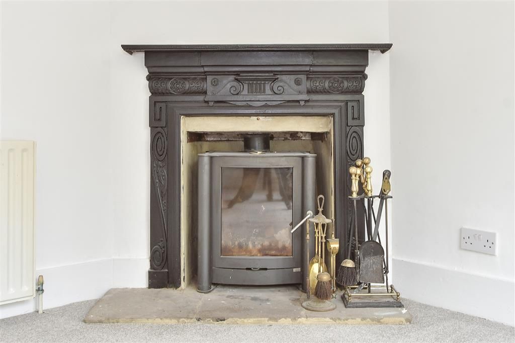 Property photo 3 of 12 Internal Feature