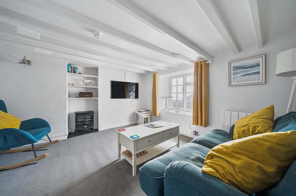 Property photo 3 of 10 1441849-7-69E0Aaa...