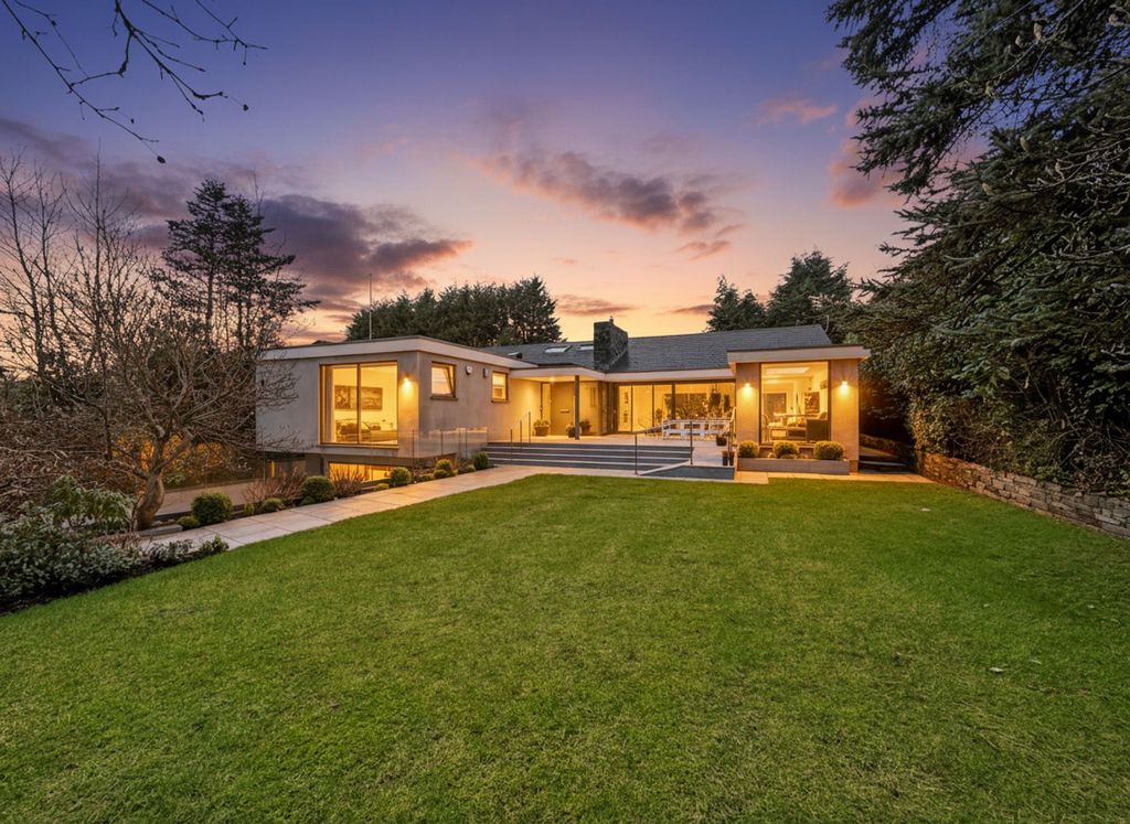 Property photo 1 of 42