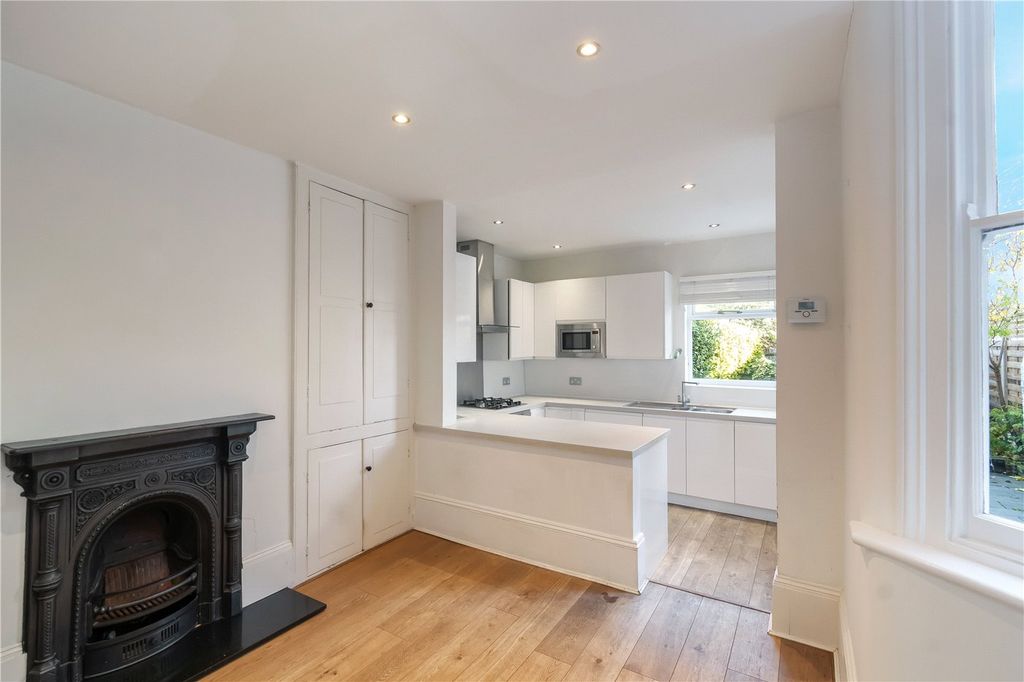 Property photo 2 of 16 Dining Area Part 2