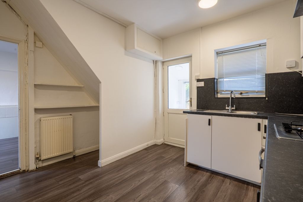 Property photo 3 of 26 5375823