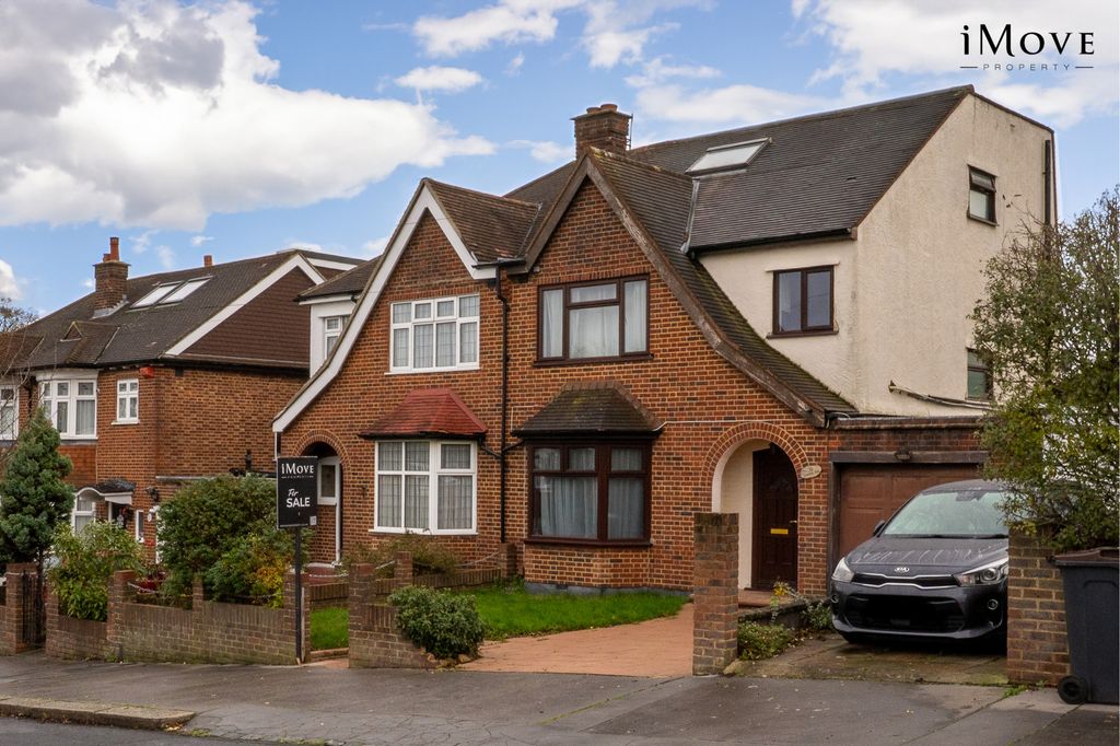 Property photo 2 of 30