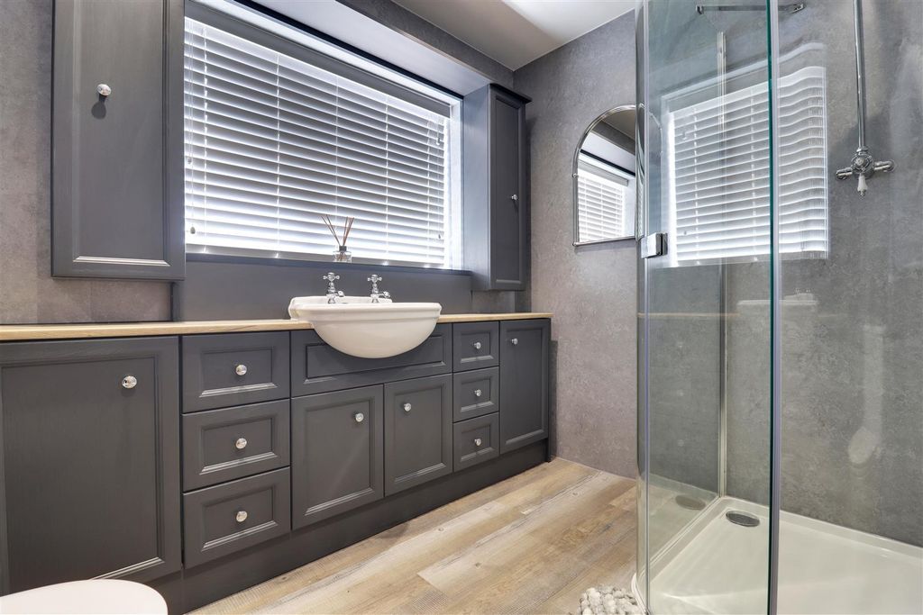 Property photo 2 of 14 Img_8436-Img_8438.Jpg