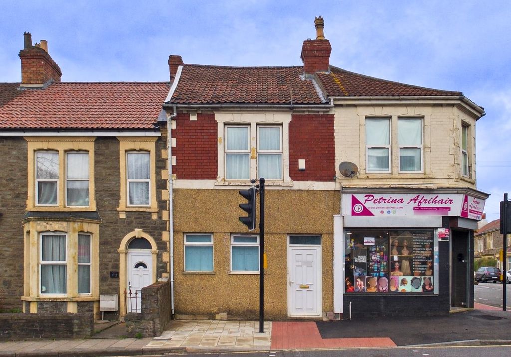 Property photo 1 of 12 Main.Png