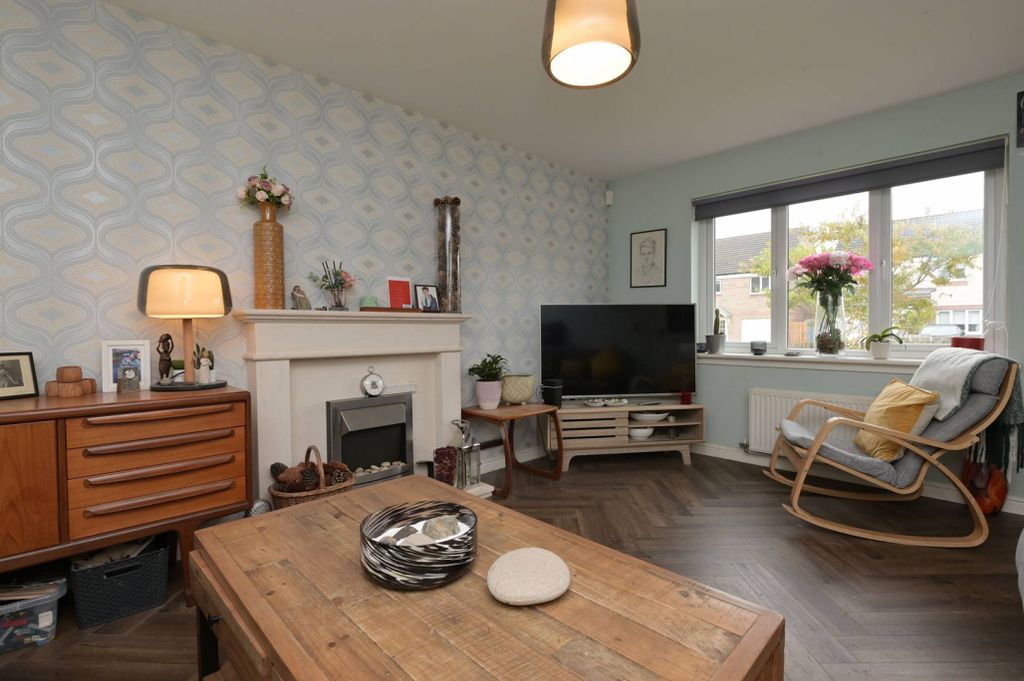 Property photo 3 of 30