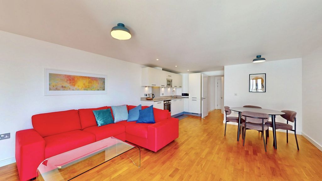 Property photo 2 of 26 Picture No. 18