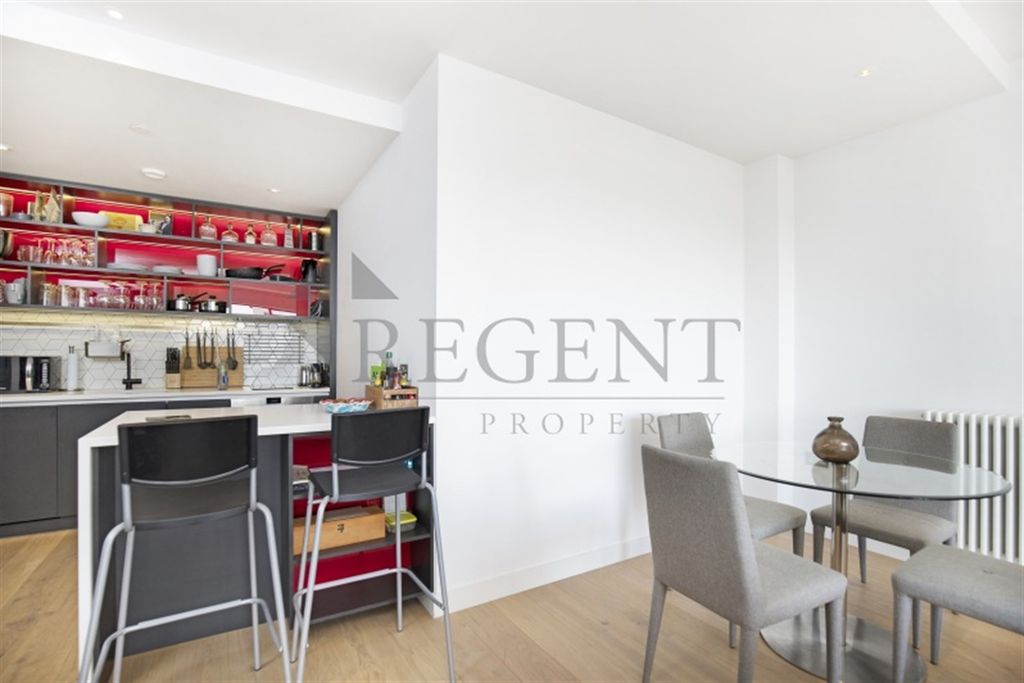 Property photo 3 of 19 Dining