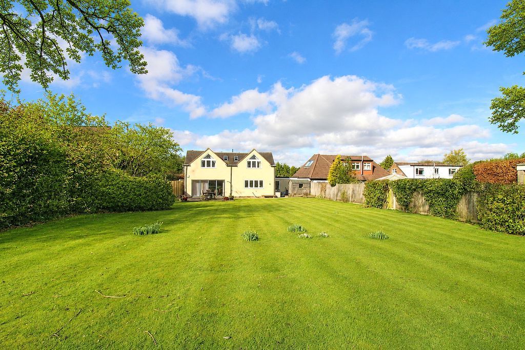 Property photo 2 of 19 Photo 38
