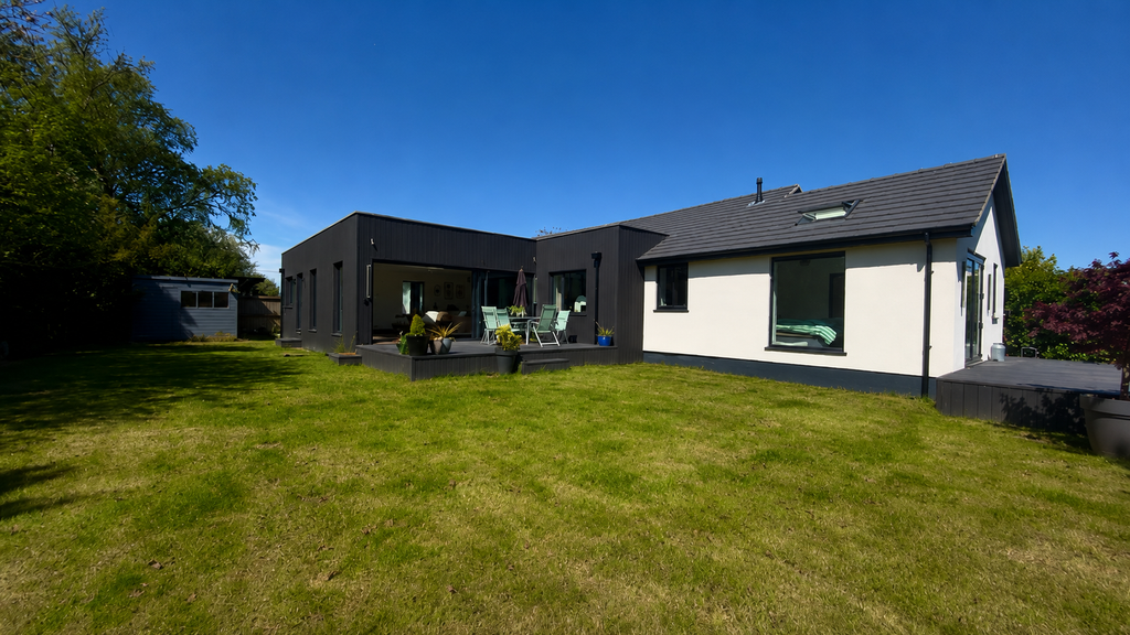 Property photo 1 of 34