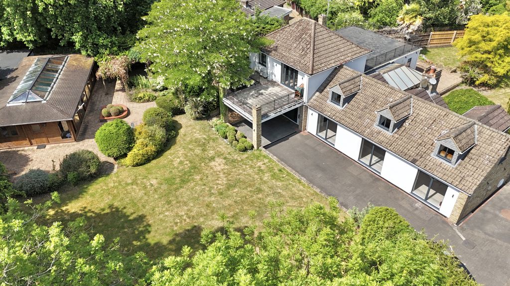Property photo 1 of 35
