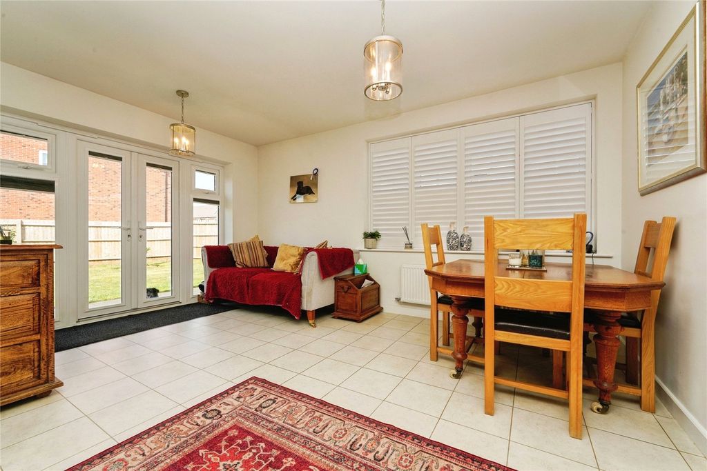 Property photo 3 of 10 Picture No. 05