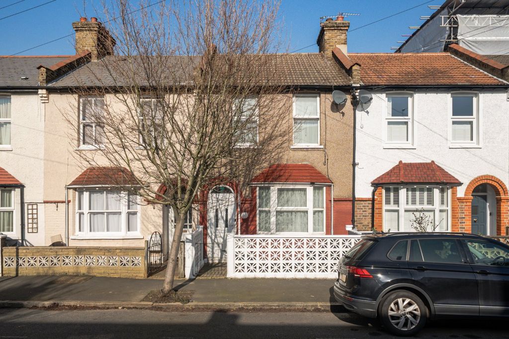 Property photo 1 of 11 Picture No. 25