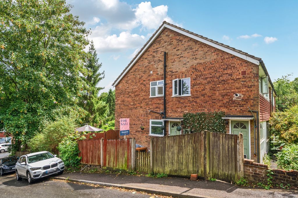 Property photo 2 of 12