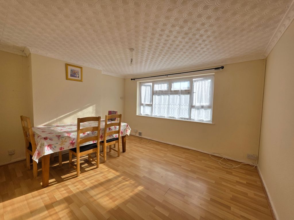 Property photo 1 of 13 Dining Room