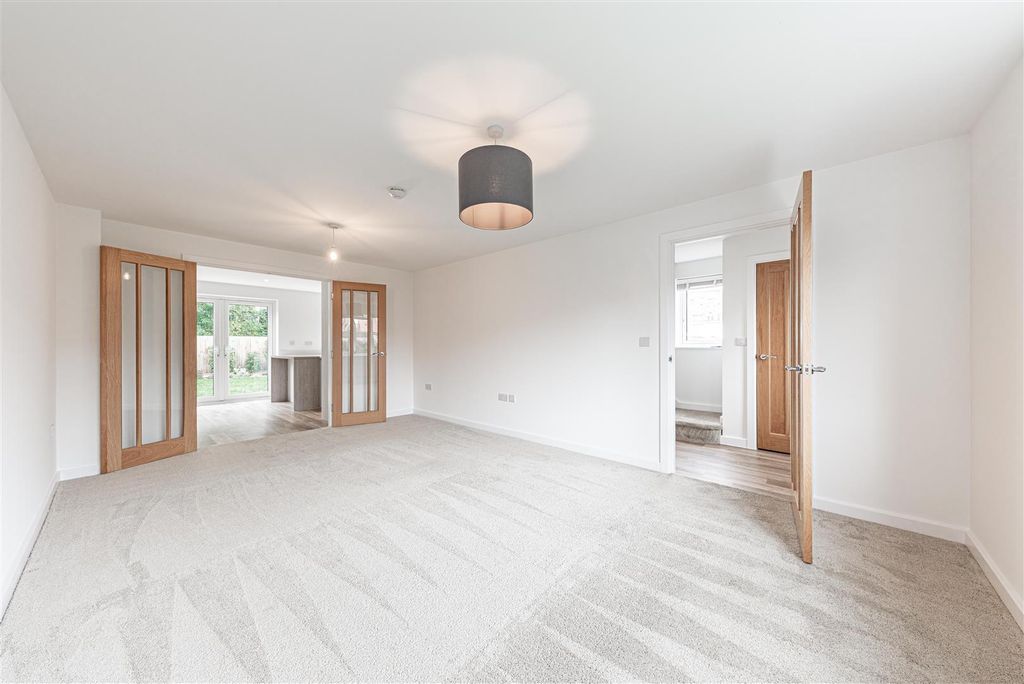 Property photo 2 of 33 L J Imaging-18.Jpg