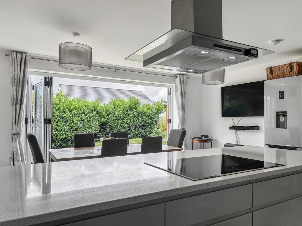 Property photo 2 of 24 Img1268