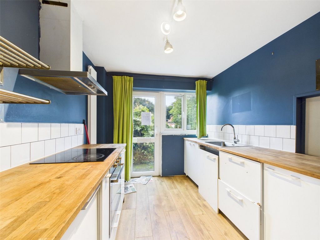 Property photo 2 of 18 Picture No. 02