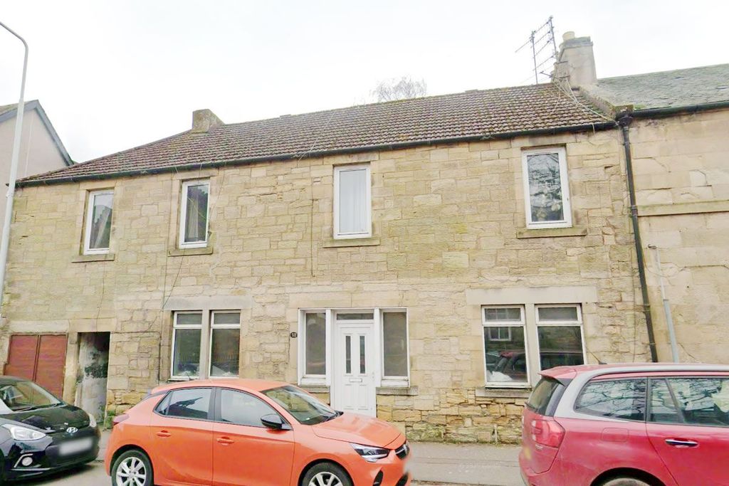 Property photo 1 of 9