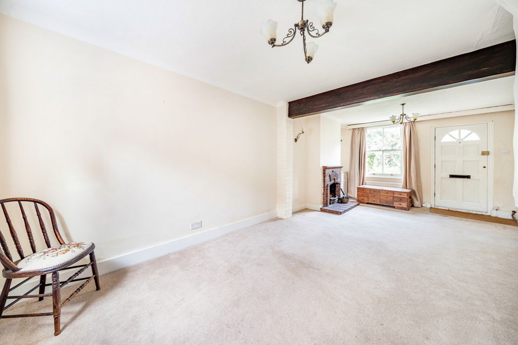 Property photo 2 of 16 Living Room