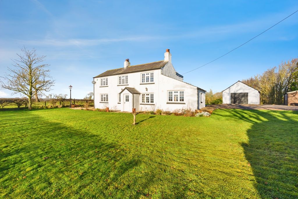 Property photo 2 of 12 Outside