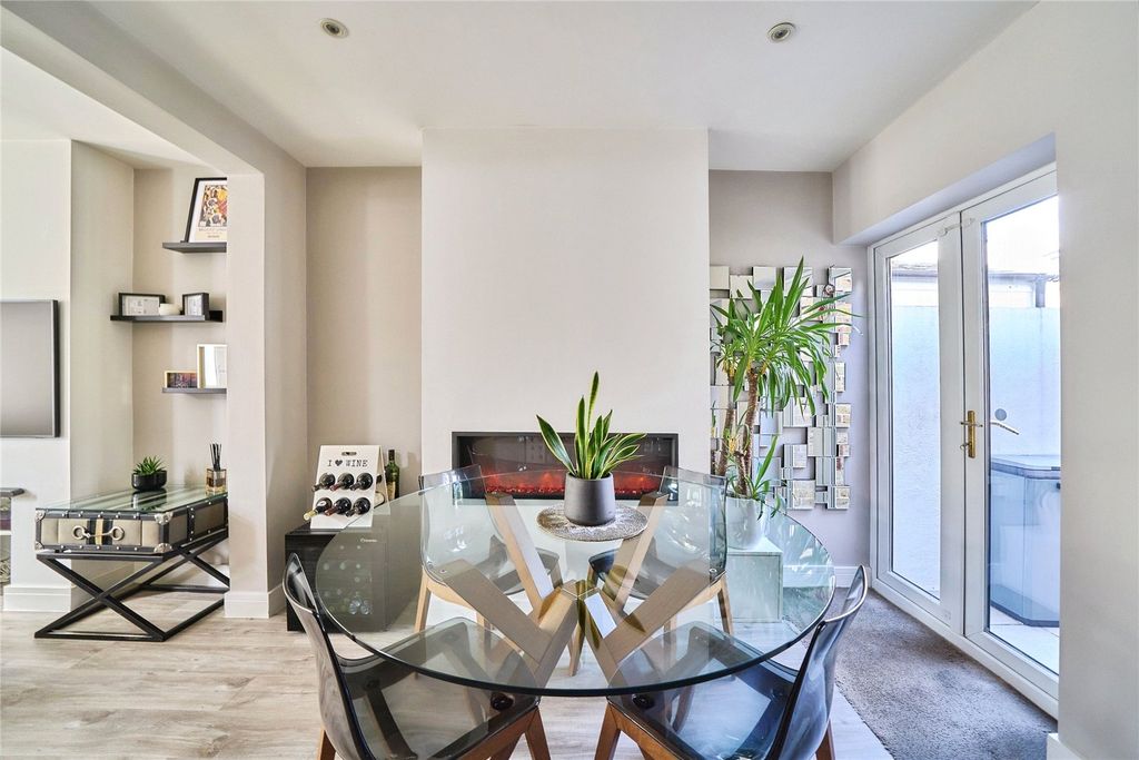 Property photo 3 of 18 Picture No. 88