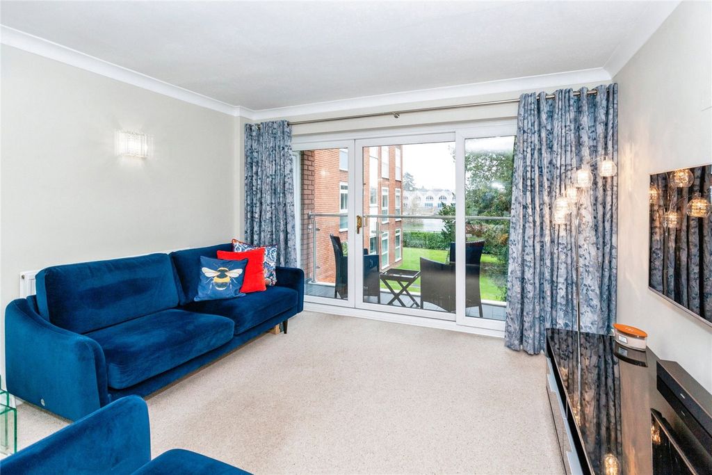 Property photo 2 of 19 Picture 2