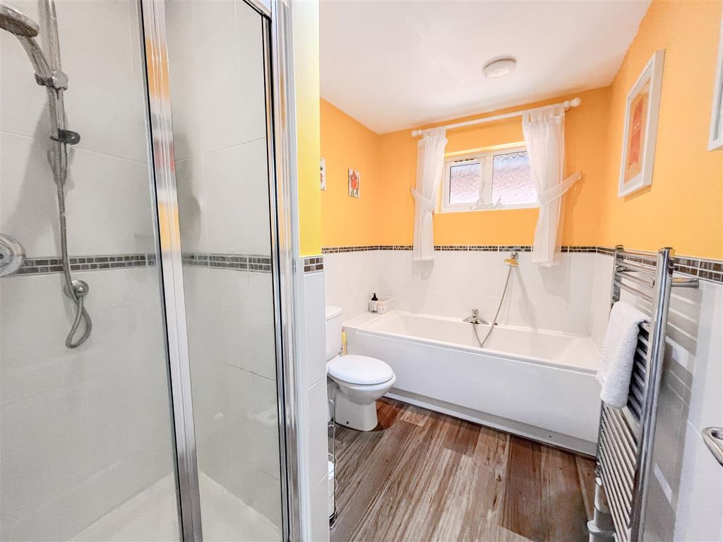 Additional image 30 of 5 bed detached house for saleThorntree Close, Heathfield TN21