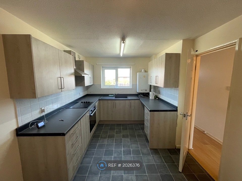 Property photo 3 of 26