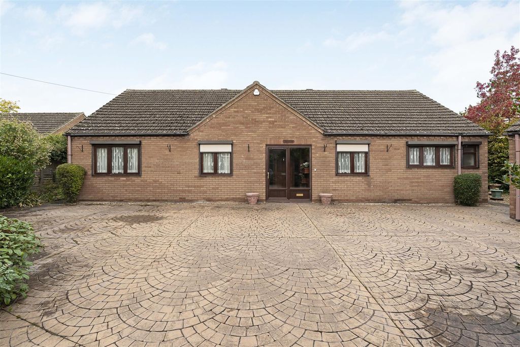 Property photo 3 of 24 45_63594.Jpg