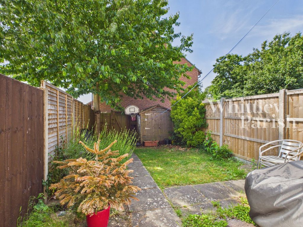 Property photo 2 of 11
