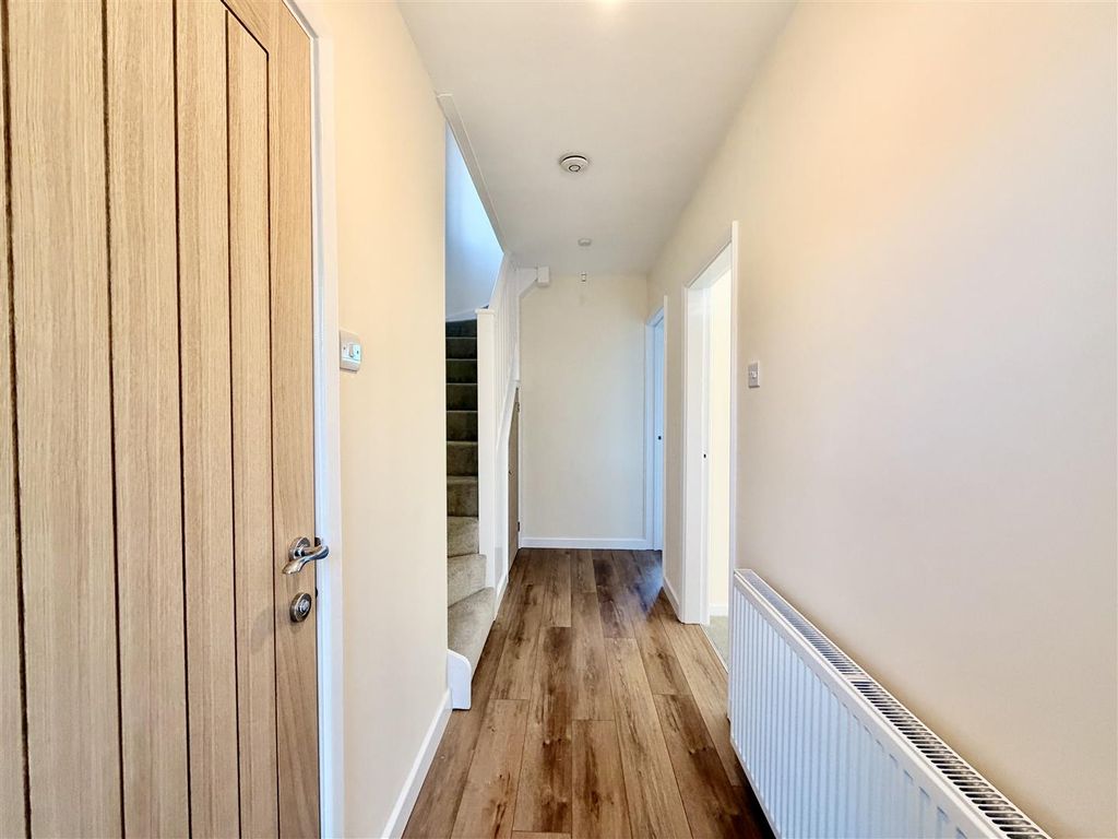 Property photo 3 of 20 3