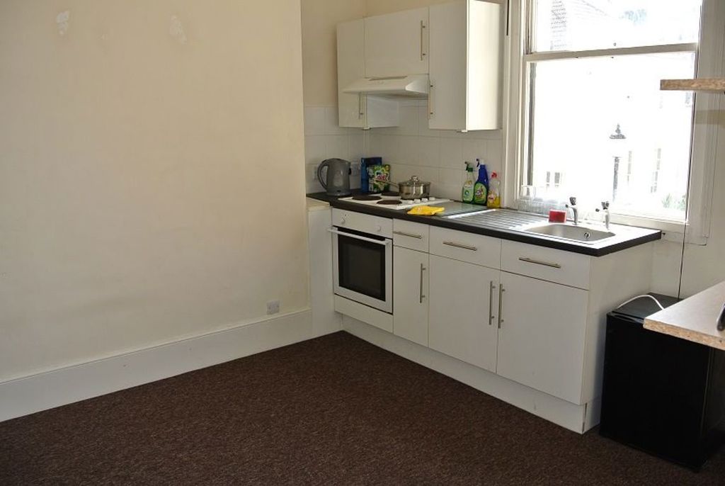 Property photo 3 of 3