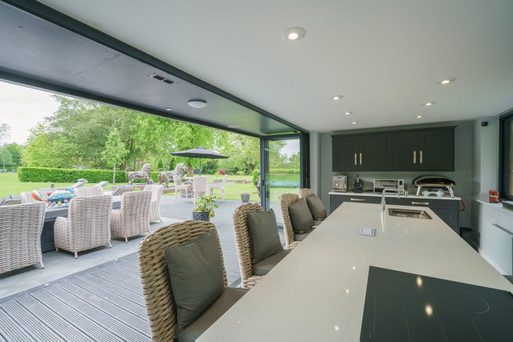 Additional image 24 of 6 bed detached house for saleAckleton, Shropshire WV6