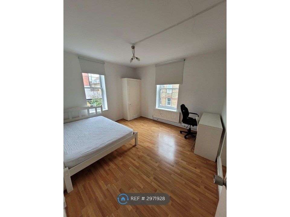 Property photo 3 of 8