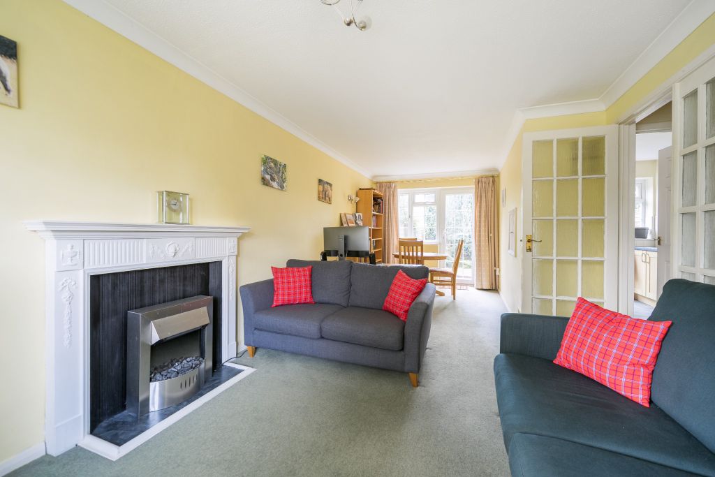 Property photo 2 of 13