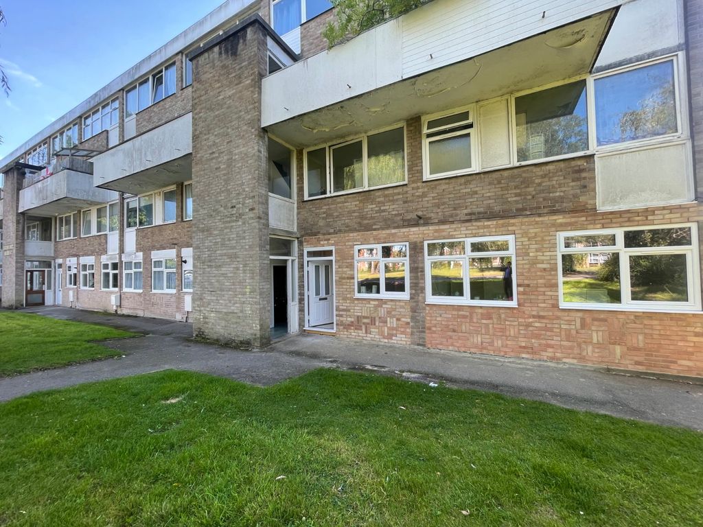 Property photo 1 of 9 Picture No. 05